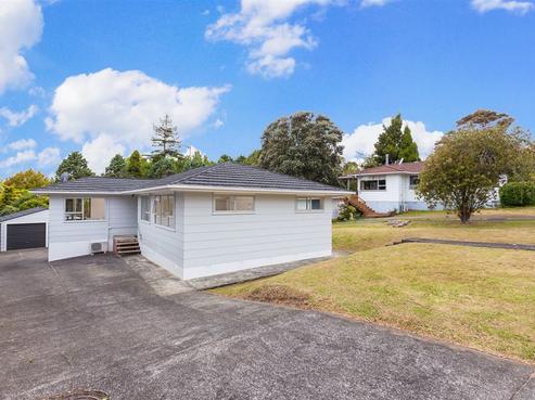 15 The Grove, Titirangi