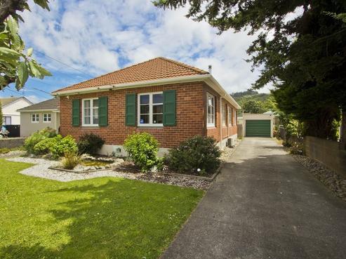 13 Pearce Crescent, Taita