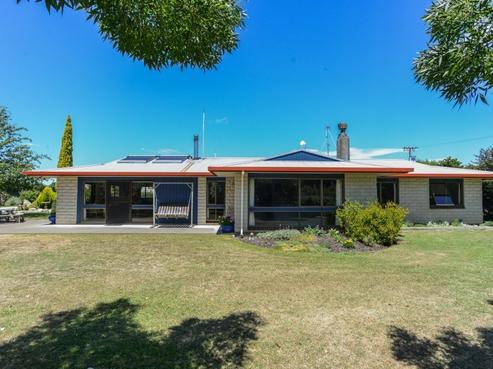 177 Paki Paki Road, Longlands