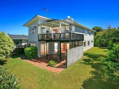 132 Sycamore Drive, Sunnynook