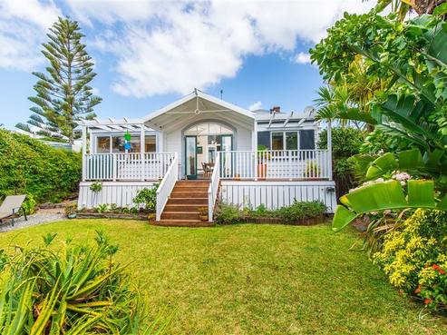 24 Mozeley Avenue, Devonport