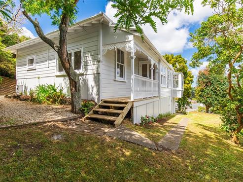 9 Coroglen Avenue, Birkenhead
