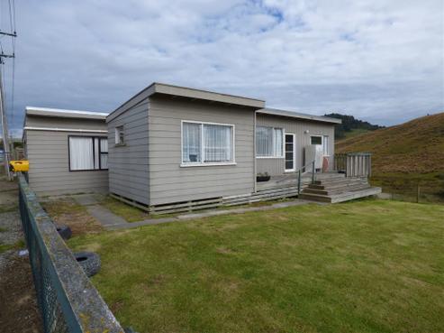 44 Main Road, Clinton and Surrounds