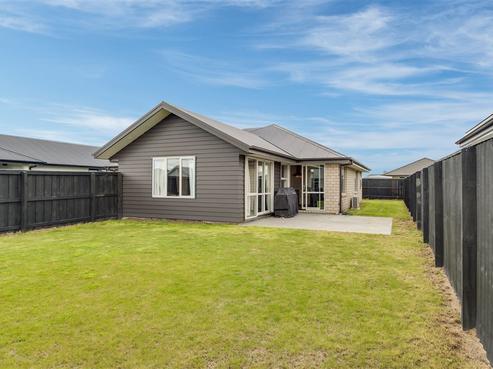 17 Beachvale Drive, Woodend Beach