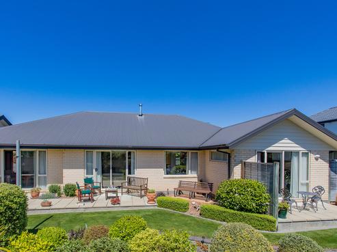 16 Primrose Hill Lane, Casebrook