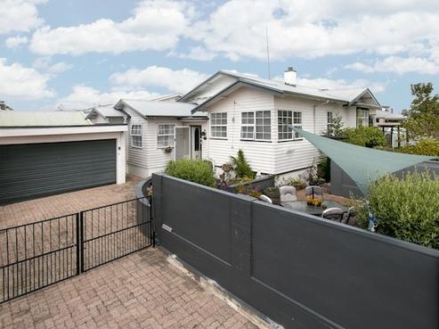 33 Church Road, Taradale
