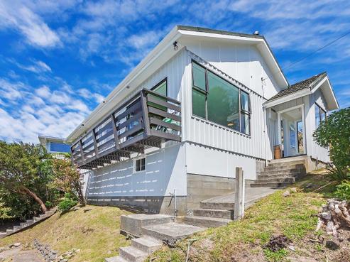 4 Buckley Road, Southgate