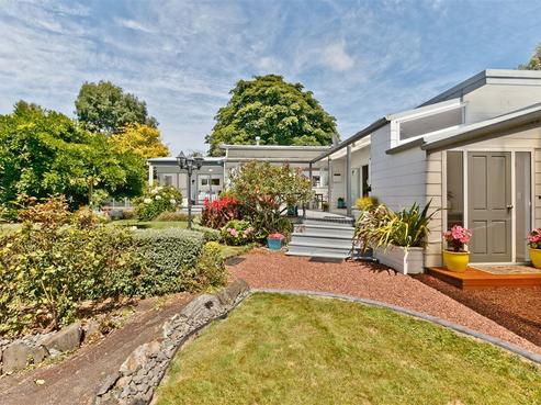 24 Elliot Street, Riverhead