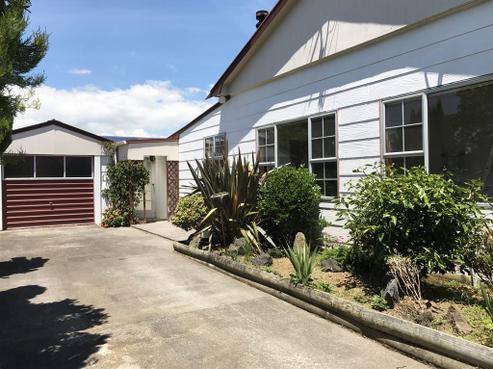 21 Pratt Street, Waitara