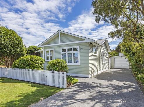 21 Bracken Street, Petone