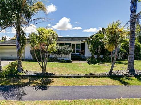 12 Storey Avenue, Forest Lake