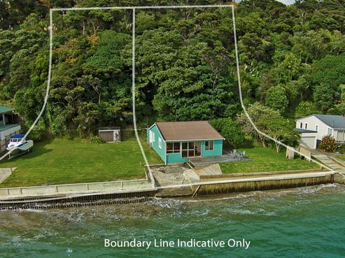 25G Orua Bay Beach Road, Manukau Heads