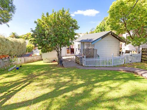 1/692 Whangaparaoa Road, Stanmore Bay