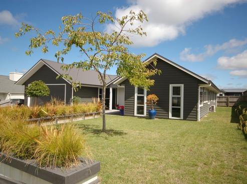 27 Magnolia Rise, Waipahihi