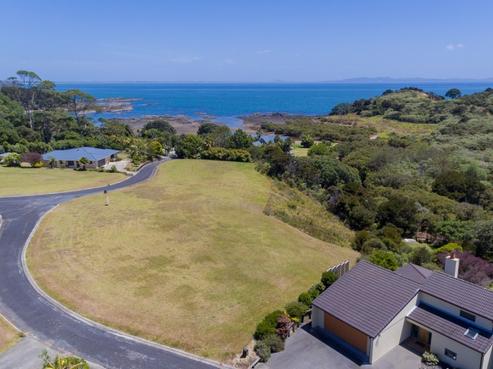 271 State Highway 10, Cable Bay