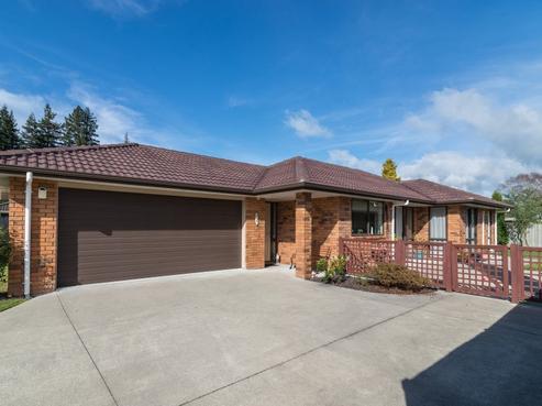 34 Riverholm Drive, Mangakakahi