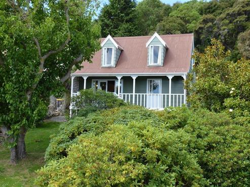 33 Penlington Place, Akaroa