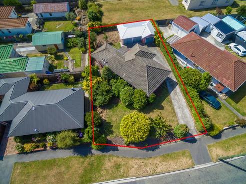 3 Stanbury Avenue, Somerfield