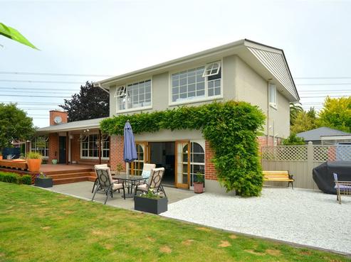 15 Ilfracombe Place, Burnside