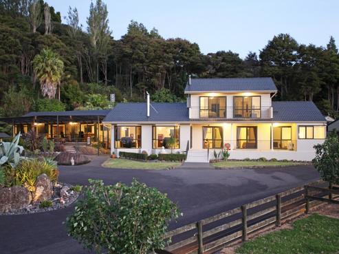 389 Drury Hills Road, Drury