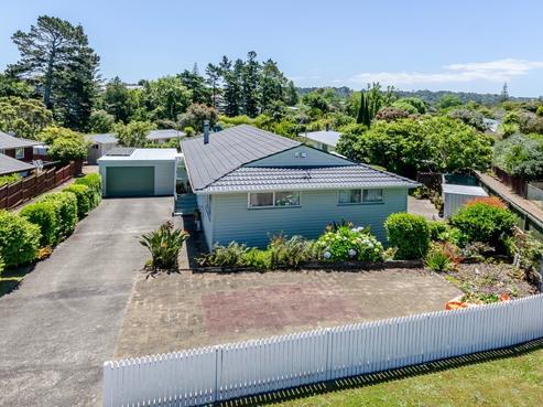 7 Papa Place, Birkdale