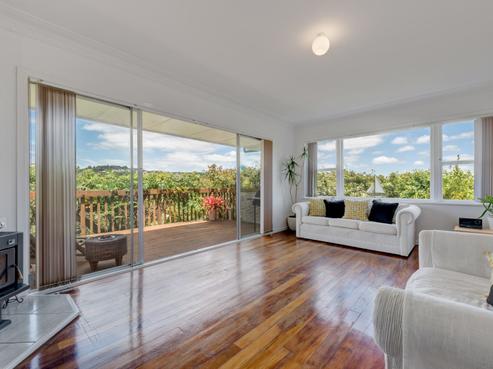 12 Moana Terrace, Maraetai