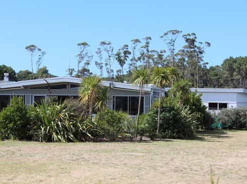 155 Kelly Jade Avenue, Matarangi