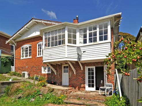 55 Easther Crescent, Kew