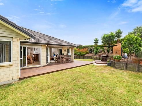 2 Millbrook Drive, Waiuku