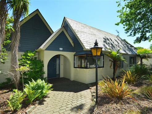 207 Clyde Road, Burnside