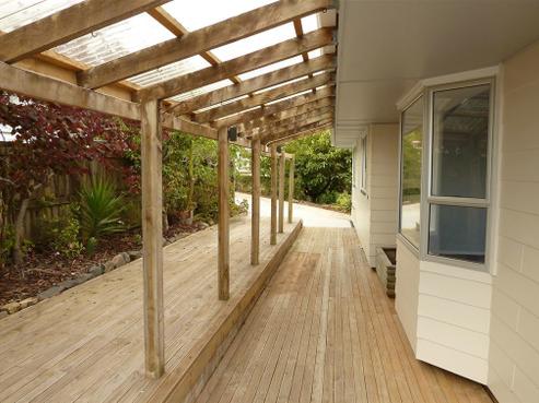 104 Bowen Place, Thames