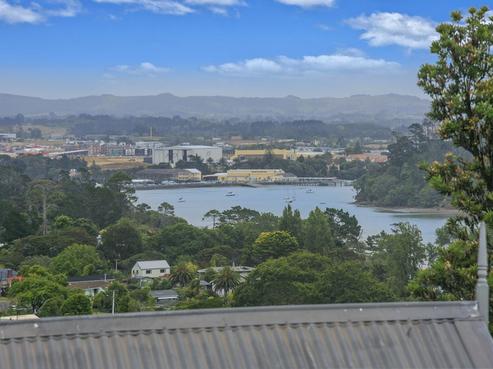 4 Gillan Place, Bayview