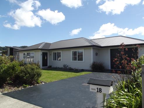 18 Cataldo Mews, Avalon