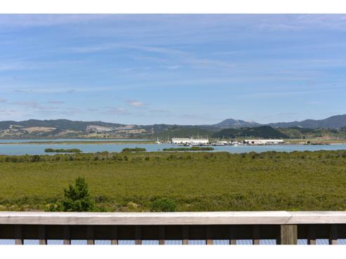 11 Pine Park Road, Onerahi