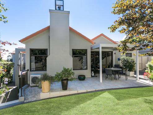 4/14A Busby Hill, Havelock North