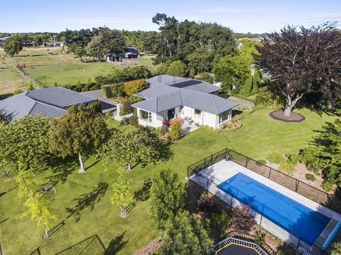 33 Hawthornden Road, Avonhead