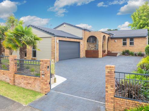 9 Himalaya Crescent, Lynfield