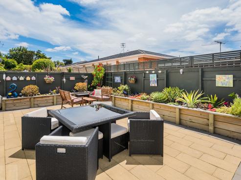 12/1 Woodbridge Lane, Milford