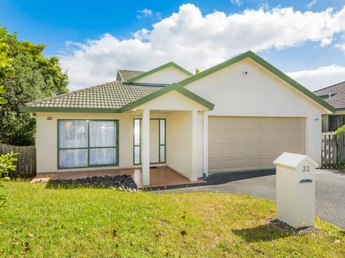 32 Crimson Park, Oteha