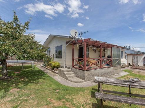 2/10 Waimea West Road, Brightwater