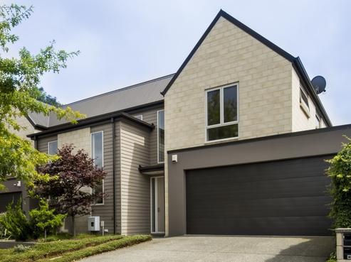 15A Pavilion Crescent, Middleton