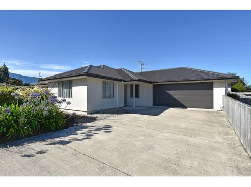 1 Kendall View, Stoke