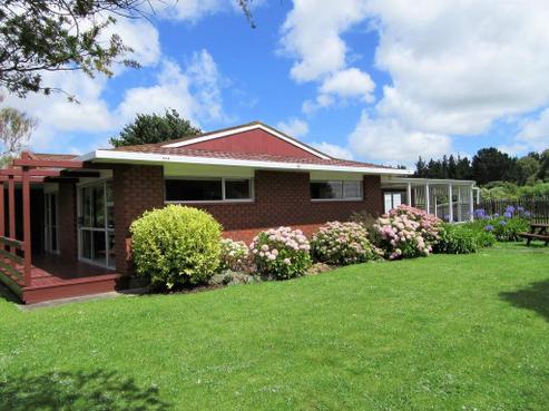 849 Reid Line East, Bunnythorpe