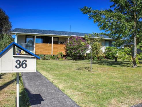 36 Paul Drive, Ngatea