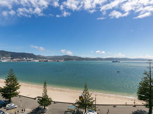 7/214 Oriental Parade, Oriental Bay
