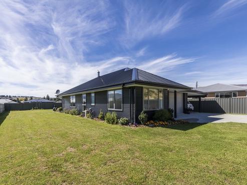 20 Quinnat Street, Albert Town