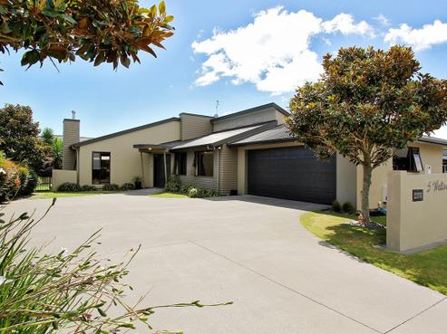 5 Willow Place, Whalers Gate