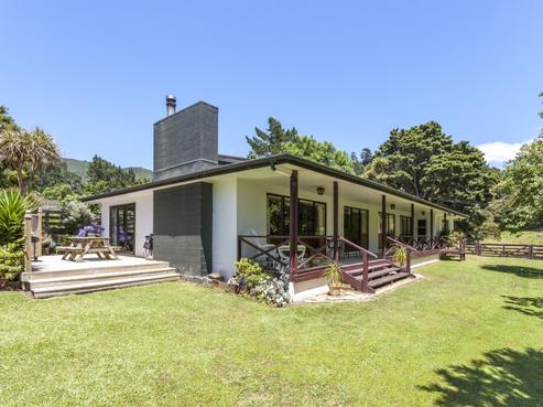 21 John Cotter Road, Paeroa