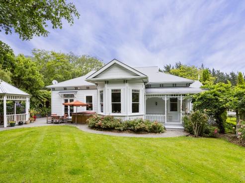 253 Whitemans Valley Road, Whitemans Valley