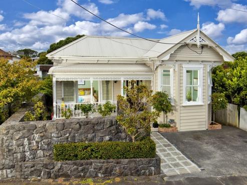52 Tainui Road, Devonport